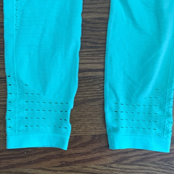Gymshark mint  Seamless Legging with Cut Outs Perforated in size L - Picture 6 of 11